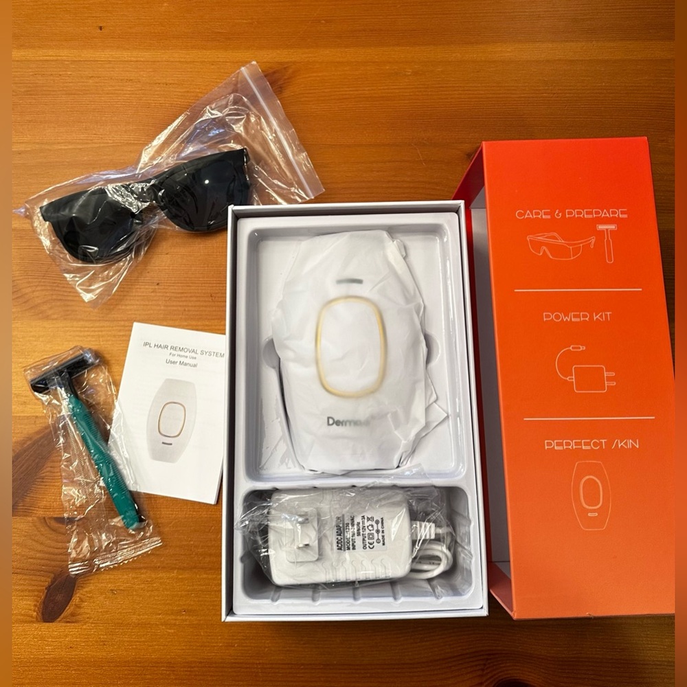 Dermao IPL Hair Removal System with Accessories - New, never used.